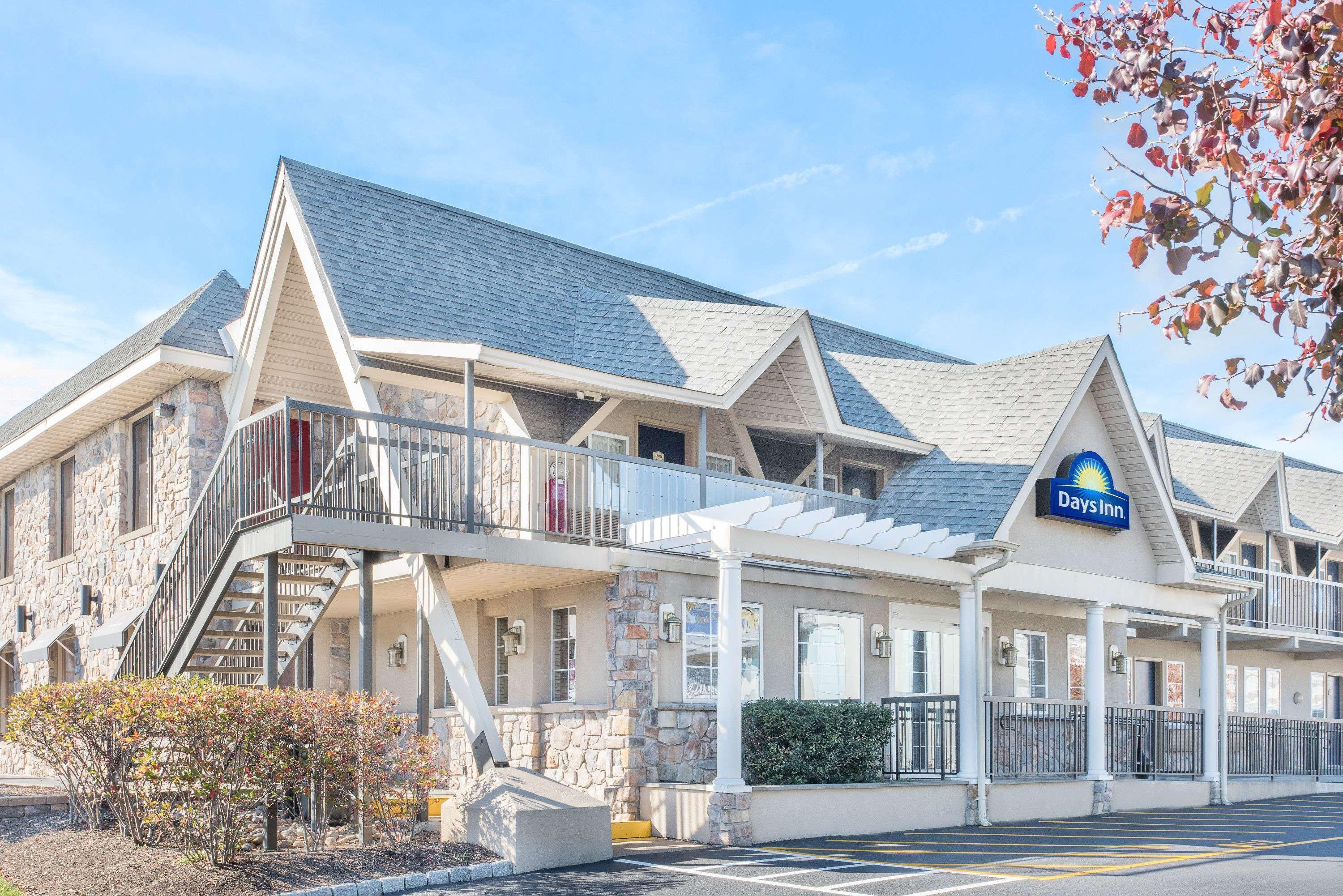 Days Inn By Wyndham Springfield/Phil.Intl Airport Exteriör bild